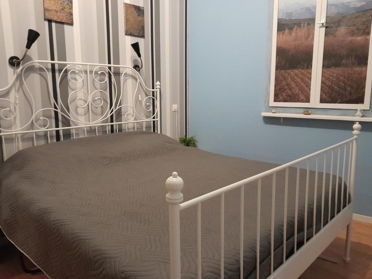 Prades-sur-Vernazobre Sur La Bonnefooi B&B 외부 사진
